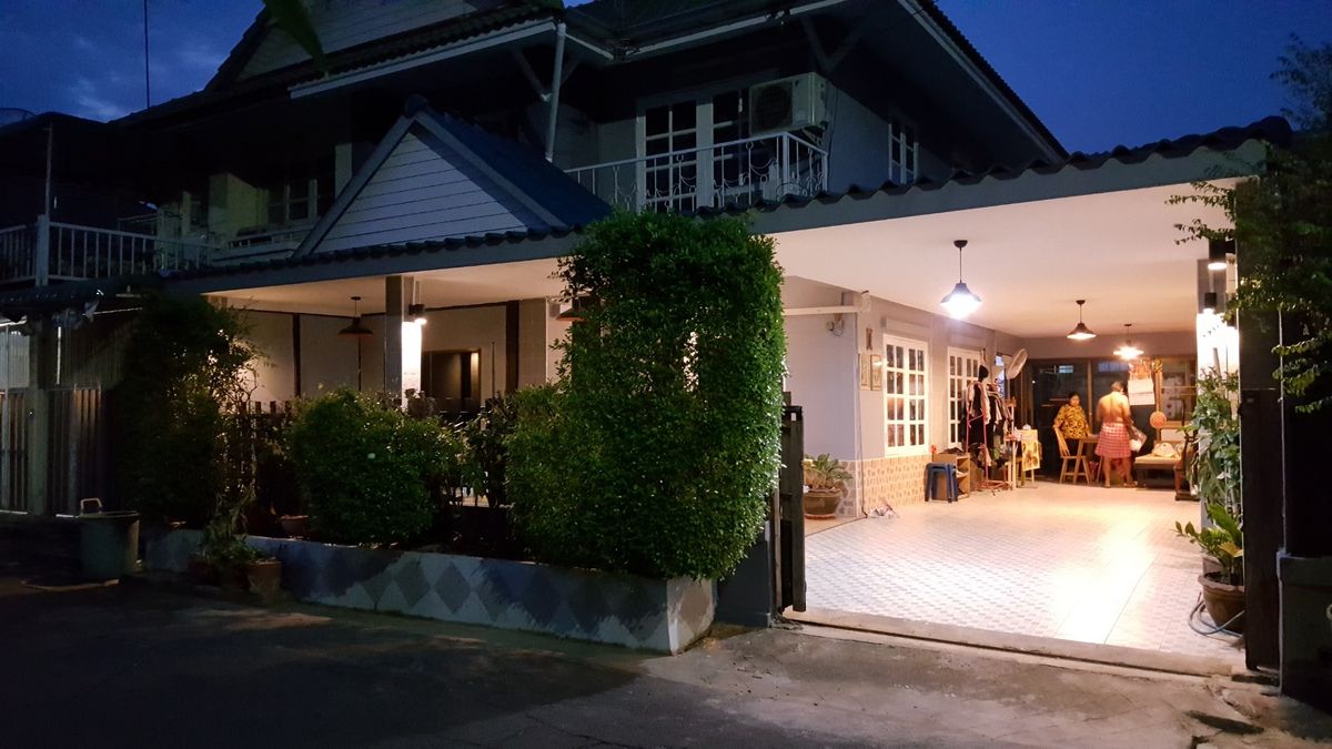 ขายนนทบุรี บางใหญ่ บางบัวทอง : ขายบ้านแฝด มบ.พฤกษา 14A ขนาด 39 ตรว.  ราคา 2.5 ล้าน