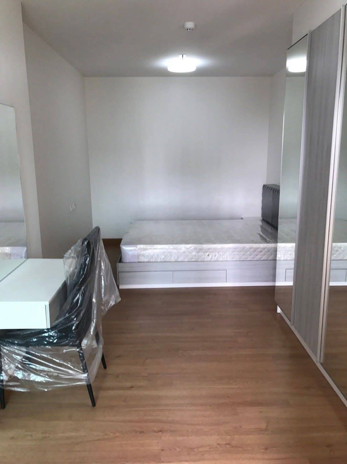 For RentCondoChaengwatana, Muangthong : 🥝🥝 (There is a washing machine) for rent, Supalai Loft Chaengwattana Condo 🥝🥝 Floor 19, size 48 sq.m., complete with washing machines