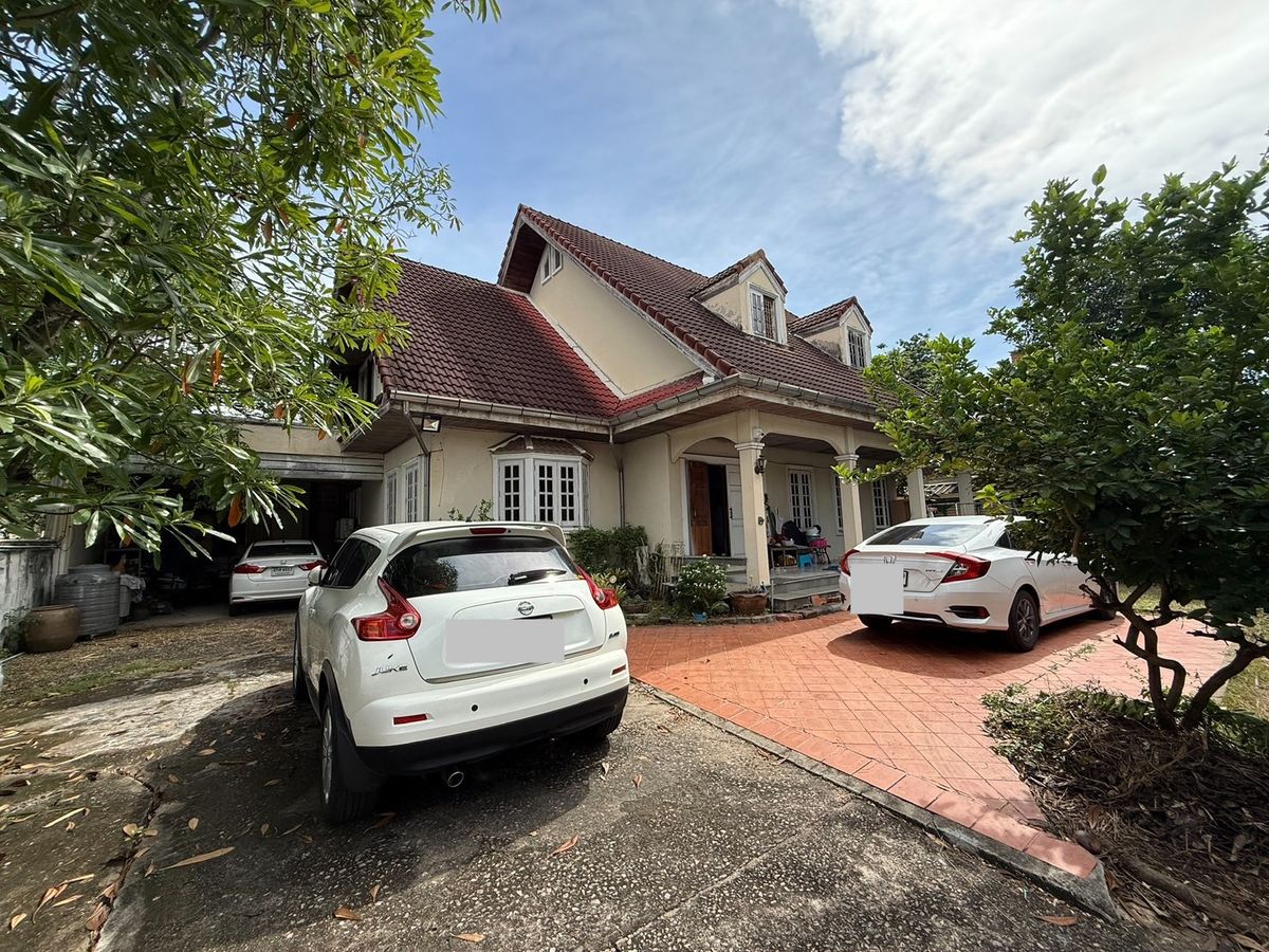 For SaleHouseVipawadee, Don Mueang, Lak Si : Cut the price of single house, Vibhavadi 64, spacious area 4 bedrooms, 3 bathrooms, 4 parking.