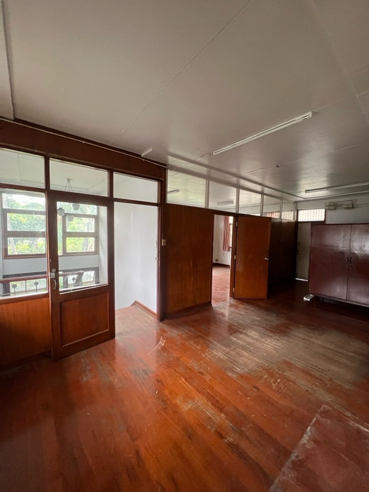 For RentRetail SpaceSukhumvit, Asoke, Thonglor : Rent a detached house, Sukhumvit 49, Thonglor for a long -term renovated business.