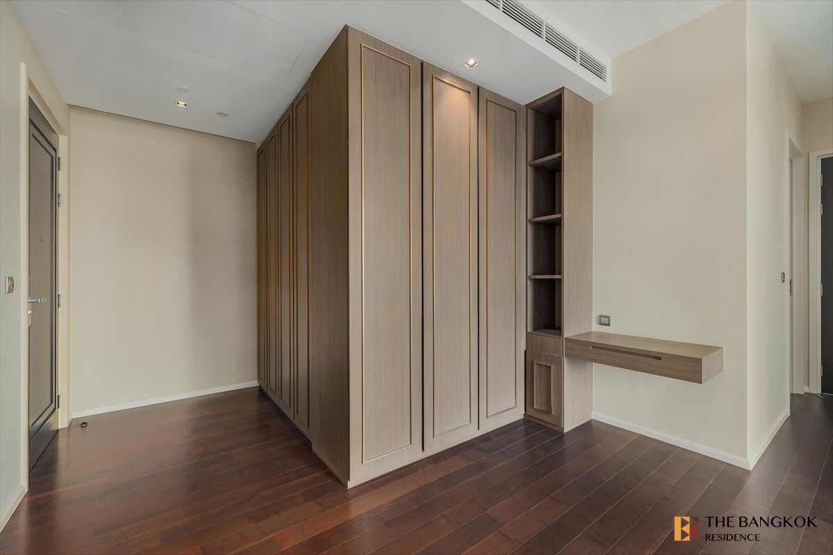 For SaleCondoSukhumvit, Asoke, Thonglor :  💎Luxury Condo at Special Price The Diplomat 39 near BTS Phrom Phong 