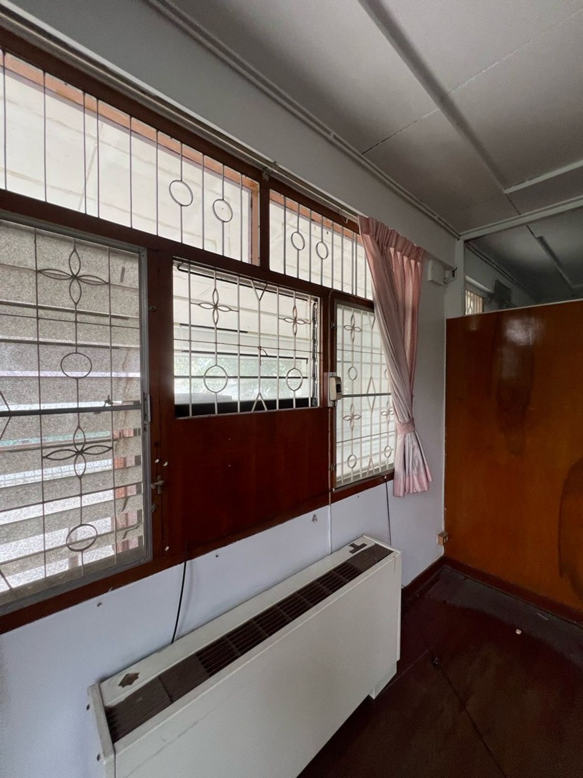 For RentRetail SpaceSukhumvit, Asoke, Thonglor : Rent a detached house, Sukhumvit 49, Thonglor for a long -term renovated business.