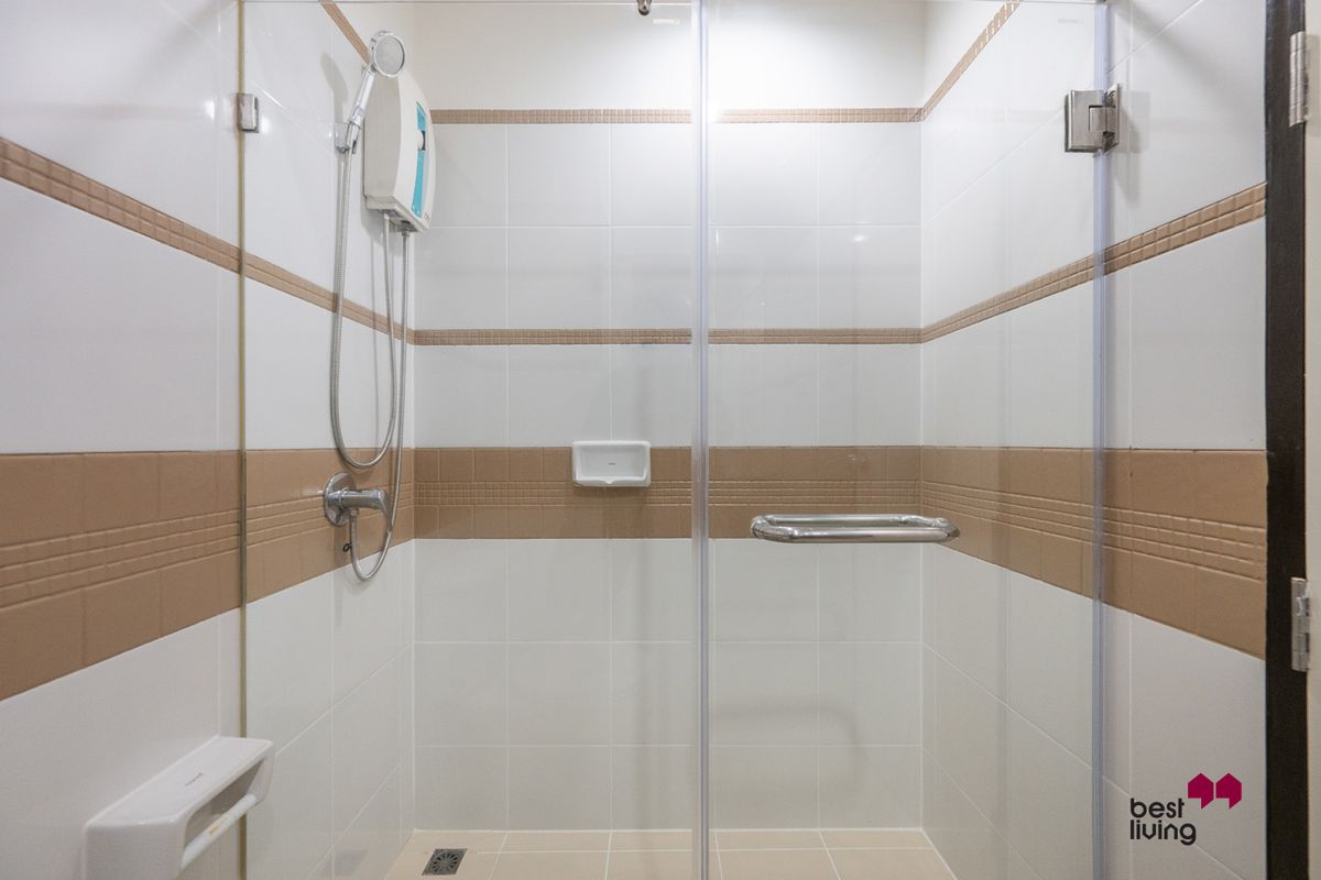 For SaleCondoRama3 (Riverside),Satupadit : 🏙️ Sell Le Rich Rama, 3 large rooms, 2 beds, Fix, parking ready.