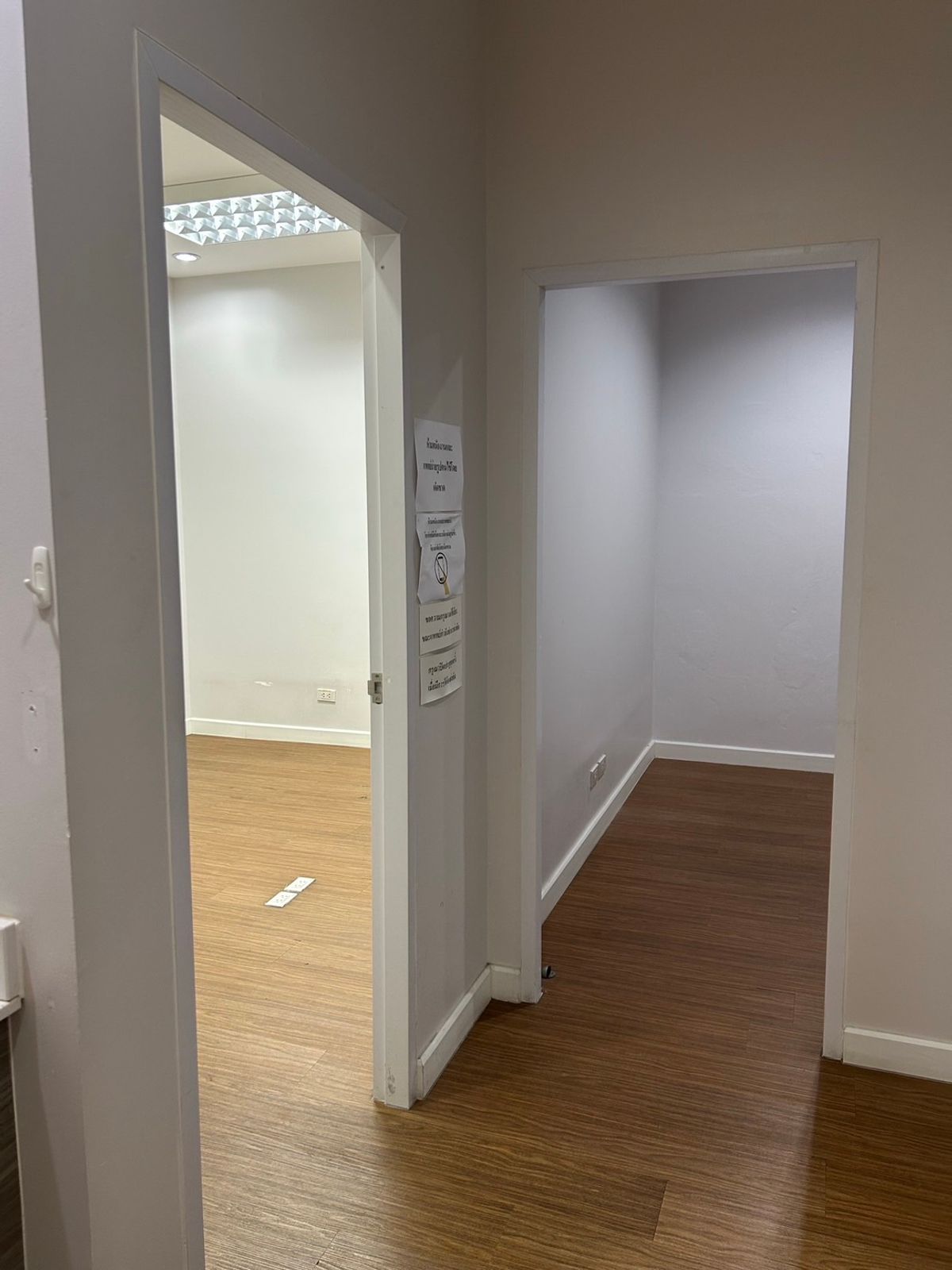 For RentRetail SpaceSukhumvit, Asoke, Thonglor : ✨ For Rent – Commercial Space near BTS Ekkamai  175 sq.m., Ideal for Office or Retail, Prime Location near BTS Ekkamai