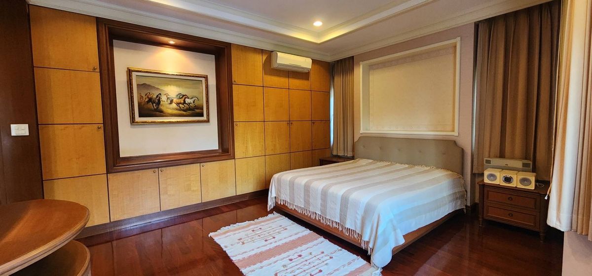 ขายบ้านอ่อนนุช อุดมสุข : 🏡✨ ขายบ้านเดี่ยวสไตล์อังกฤษคลาสสิก บรรยากาศอบอุ่น ทำเลพัฒนาการ – หลังมุม – บ้านสวย พร้อมเข้าอยู่