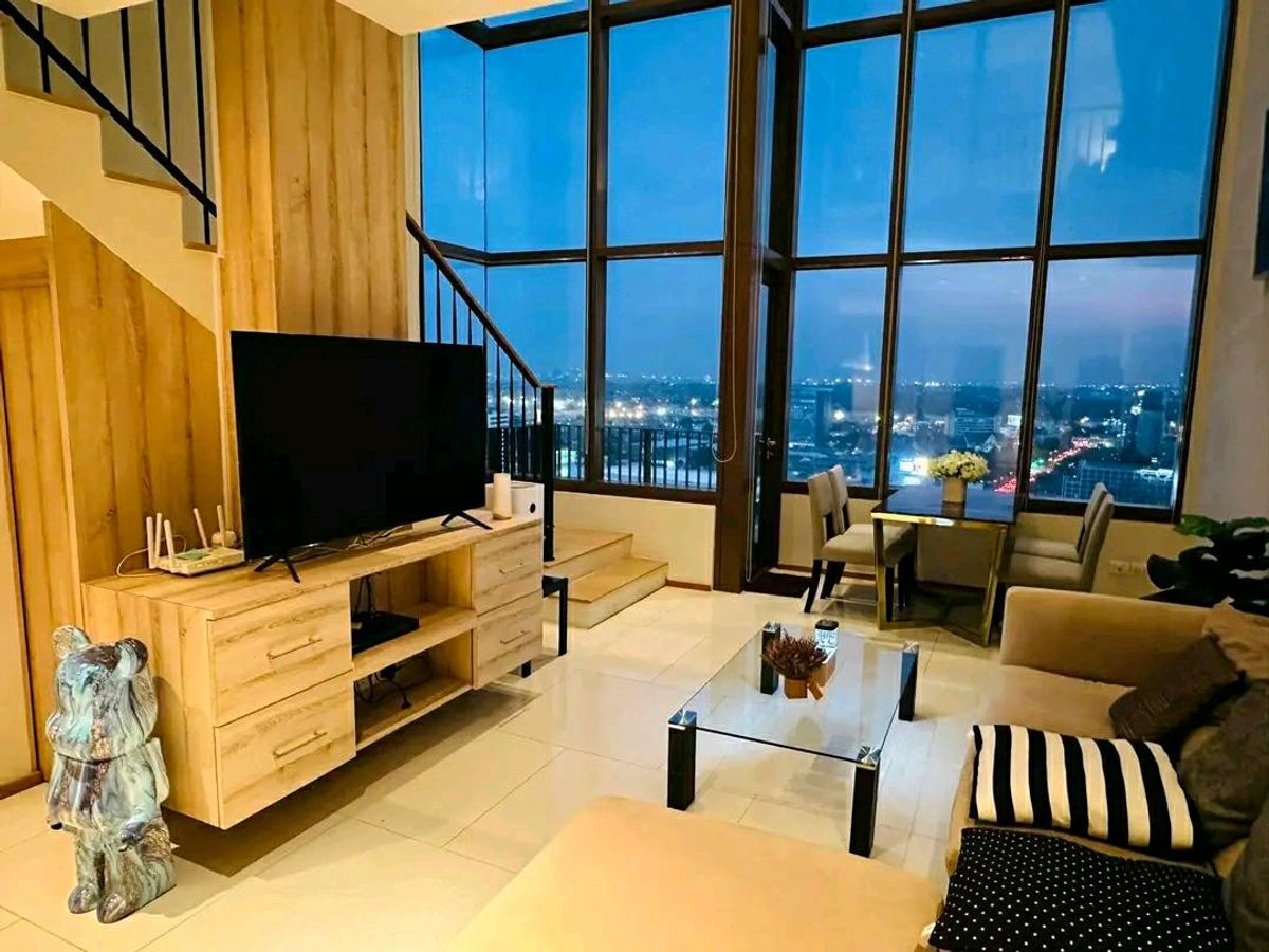 For RentCondoSukhumvit, Asoke, Thonglor : 📍📍Modern Luxury Duplex in Prompong, Sukhumvit 
