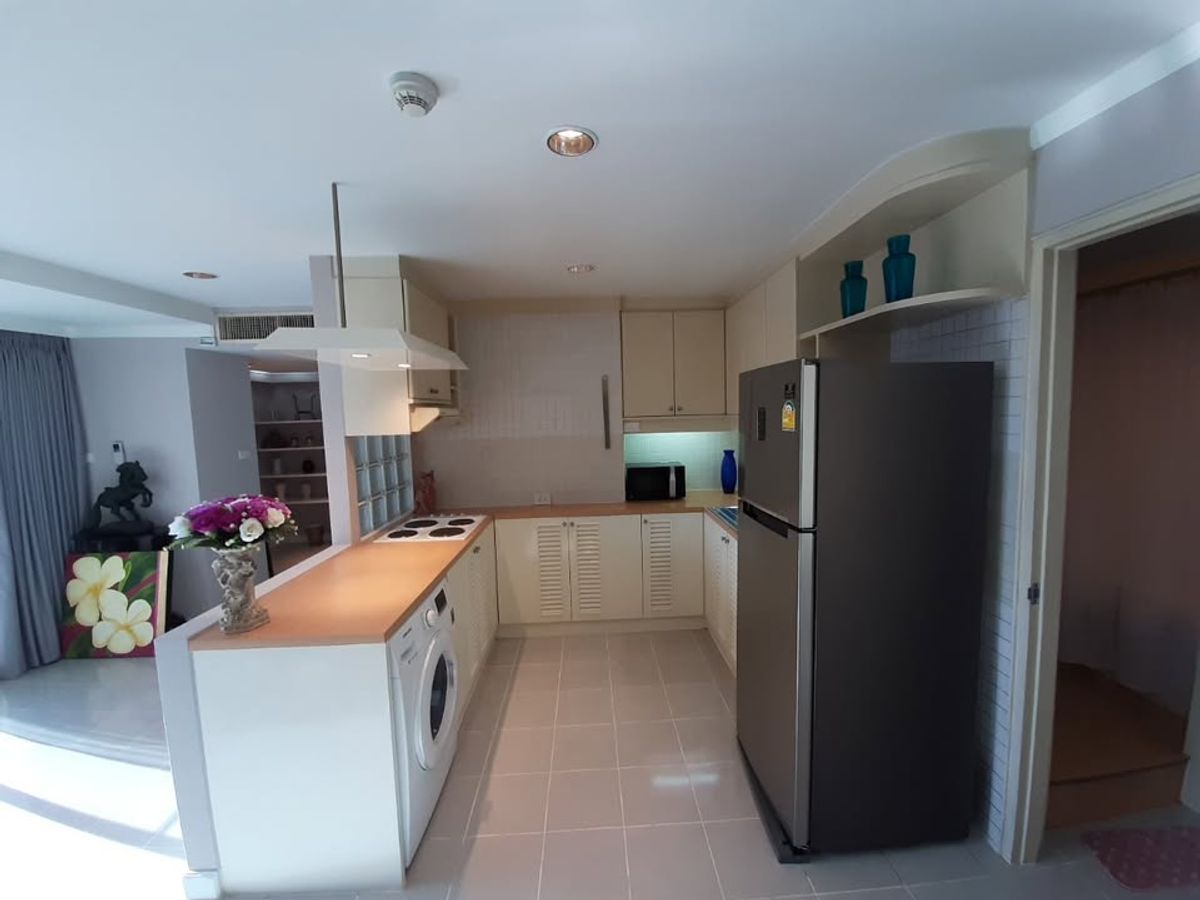 For SaleCondoSukhumvit, Asoke, Thonglor : Condo for sale Supalai Place Sukhumvit 39, price 17,770,000 baht [MKSR250808]