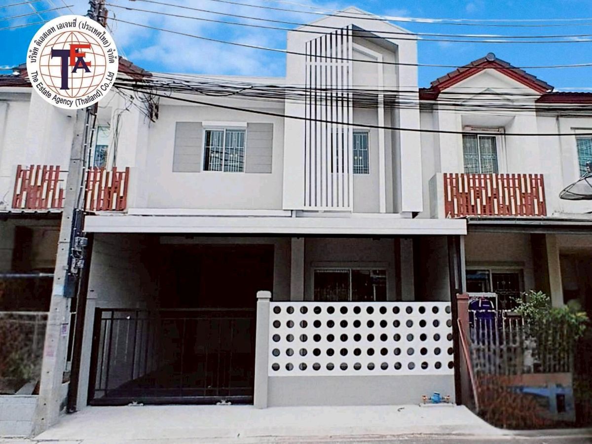 For SaleTownhomeNawamin, Ramindra : 2-storey townhome for sale, Lyo Phahonyothin Village 54/1 Intersection 4- 13 Soi Wat Ko Suwanaram Sukhaphiban 5 Watcharapol Expressway, Chatuchot Expressway Don Mueang Airport Bhumibol Hospital Sai Mai Police Station Don Mueang Air Force Base