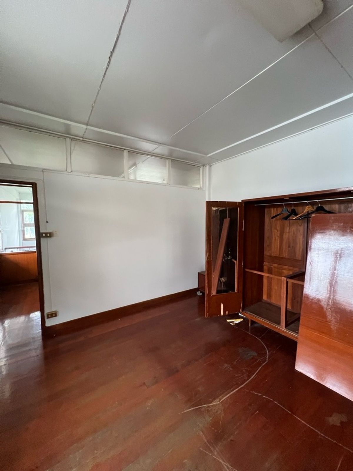 For RentRetail SpaceSukhumvit, Asoke, Thonglor : Rent a detached house, Sukhumvit 49, Thonglor for a long -term renovated business.