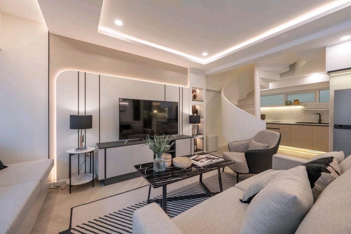 For SaleCondoSukhumvit, Asoke, Thonglor : 📍Thonglor Tower
Duplex 2 Bedroom condo in Thonglor. Modern-luxury design, newly renovated✨️.
