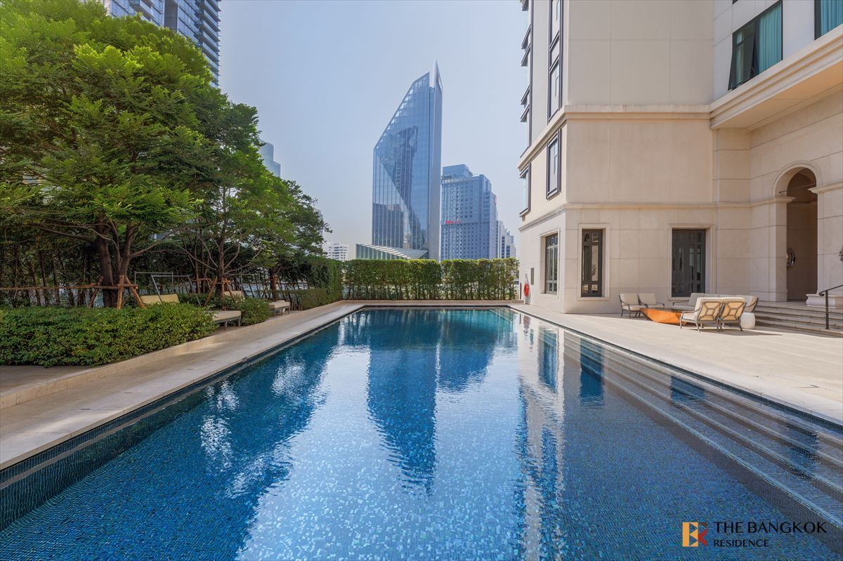For SaleCondoSukhumvit, Asoke, Thonglor :  💎Luxury Condo at Special Price The Diplomat 39 near BTS Phrom Phong 