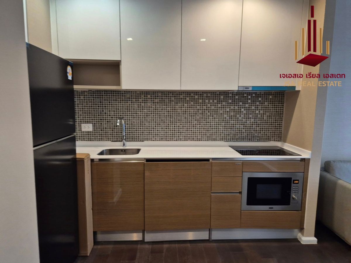 For RentCondoLadprao, Central Ladprao : ✨ For RENT: The Saint Residences Condo ✨ 💰 ONLY 32,000 THB/Month