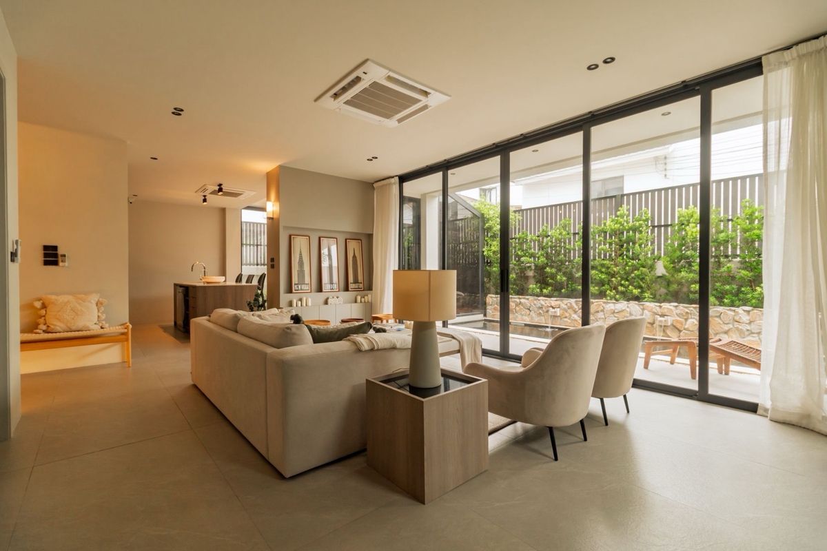 บ้านอ่อนนุช อุดมสุข : ขายพร้อมผู้เช่า 28/2/2570
บ้านหรูทำเลทองใจกลางย่านปรีดี บ้านหรูพร้อมสระว่ายน้ำส่วนตัว ออกแบบเพื่อการพักผ่อนอย่างแท้จริง โอบล้อมด้วยแหล่งชุมชนที่สะดวกสบาย ใช้ชีวิตง่ายดายด้วยการเดินทางที่เชื่อมต่อได้ทุกที่ ใกล้ทางด่วนและสิ่งอำนวยความสะดวกครบครัน