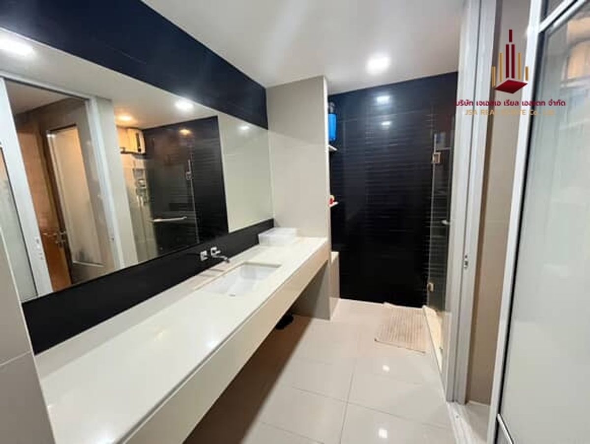 For RentCondoRatchadapisek, Huaikwang, Suttisan : ✨ For Rent: Rhythm Ratchada - Huai Khwangcondo ✨ 💰 ONLY 18,000 THB/Month