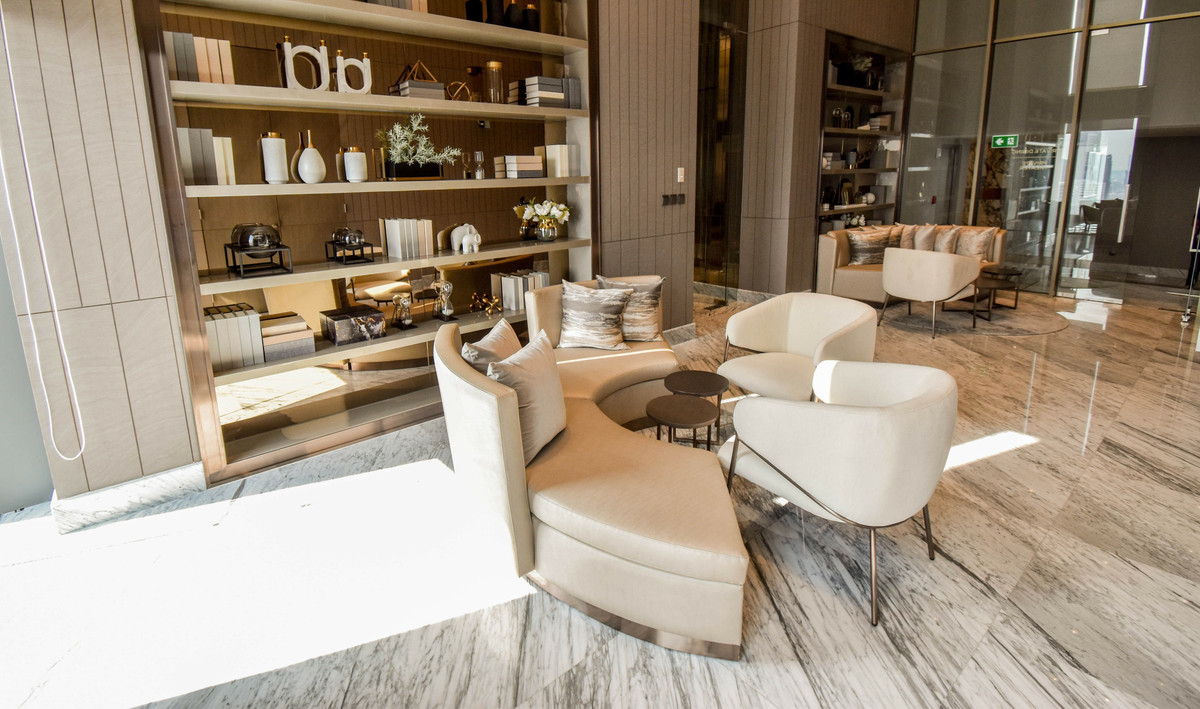 ให้เช่าคอนโดพระราม 9 เพชรบุรีตัดใหม่ RCA : ✨ For Rent: The Esse at Singha Complex Condo ✨ 💰 Only 25,000 THB/month