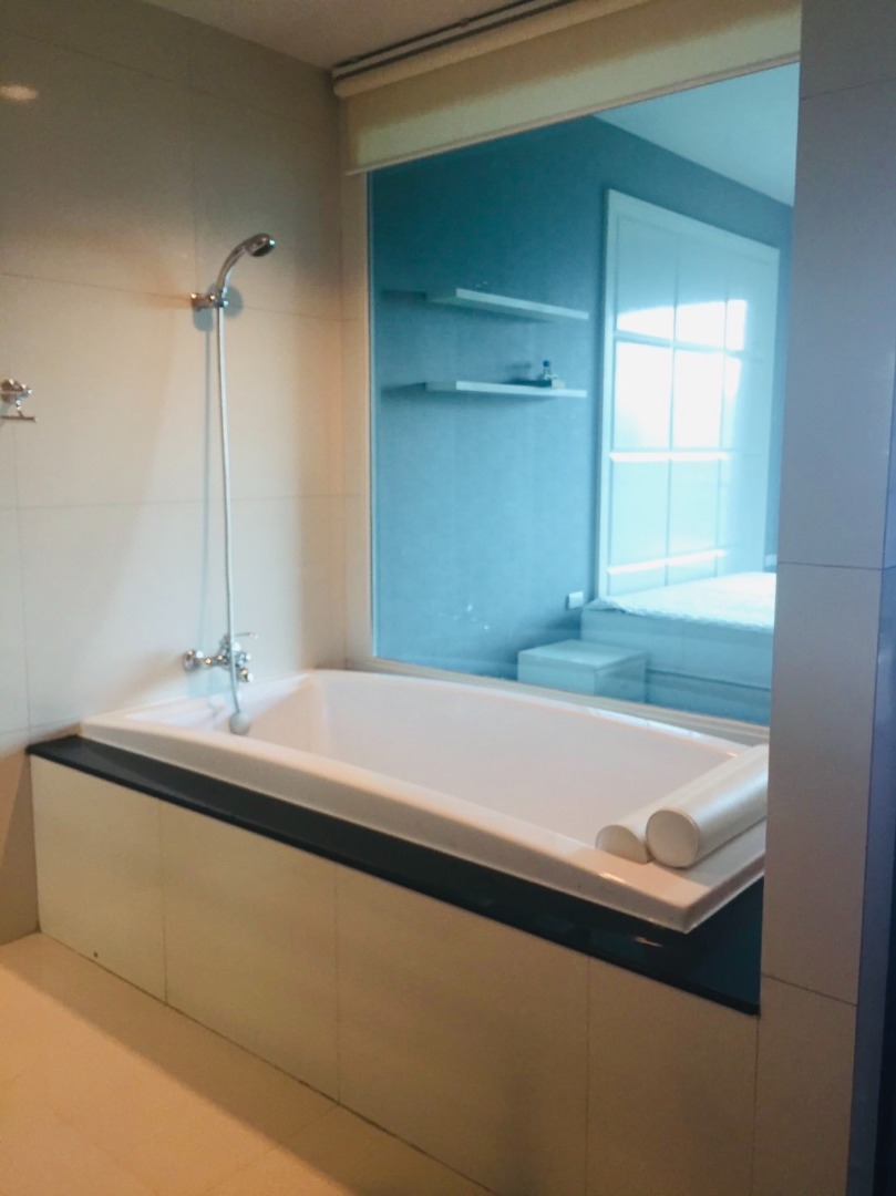 ขายคอนโดวิทยุ ชิดลม หลังสวน : 🔥ขายด่วน🔥ดิ แอดเดรส ชิดลม 1 ห้องนอน ห้องกว้าง ใกล้รถไฟฟ้า BTS ชิดลม เพียง 200 เมตร