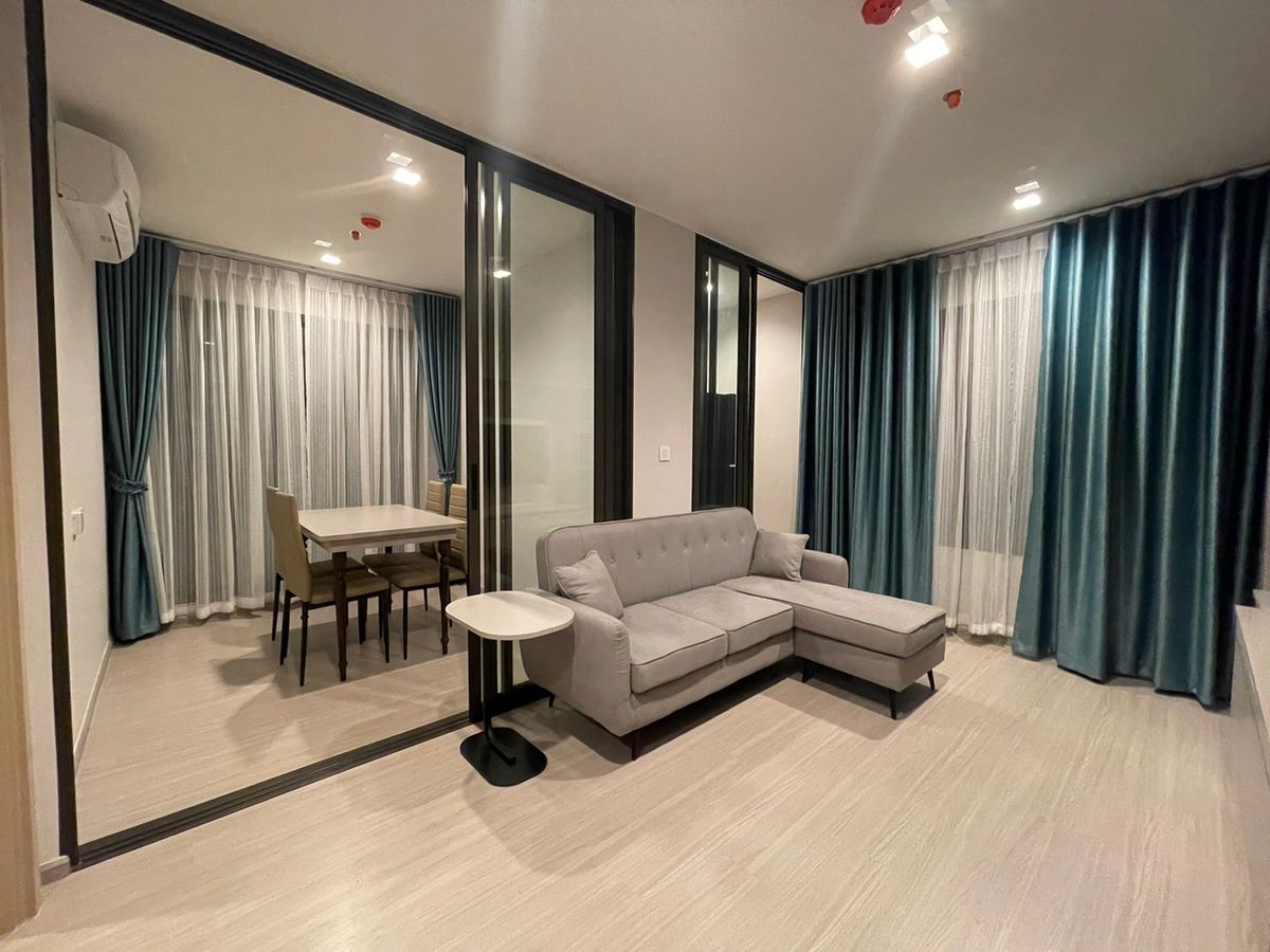 ให้เช่าคอนโดท่าพระ ตลาดพลู วุฒากาศ : Life Sathorn Sierra ห้องและวิวสวยมาก ! 1 ห้องนอน + 1 ห้องทำงาน นัดชมได้เลยครับ