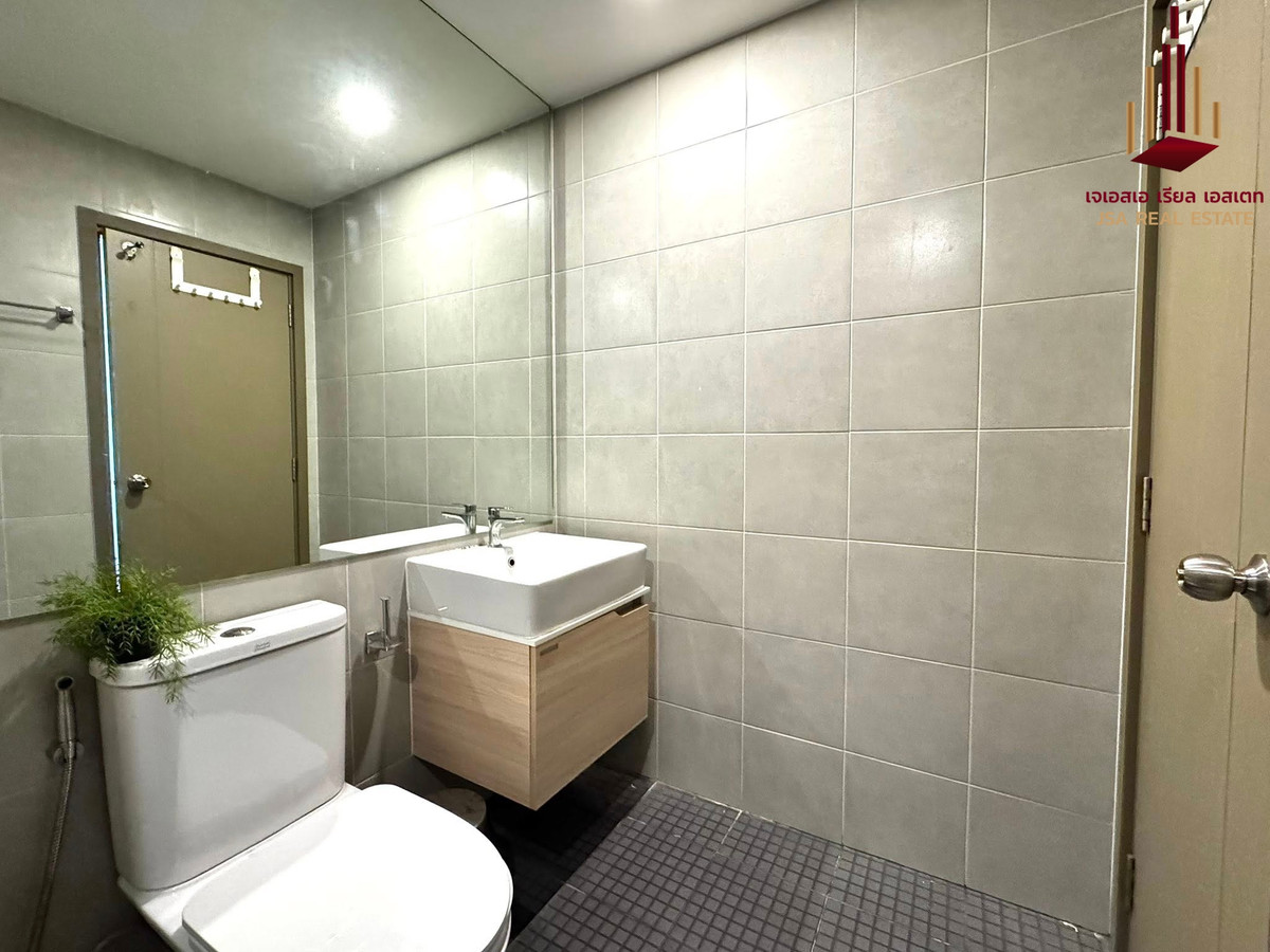 ให้เช่าคอนโดบางนา แบริ่ง ลาซาล : ✨ For Rent : Ideo O2 Condo ✨  💰 Only 14,000 thb/month