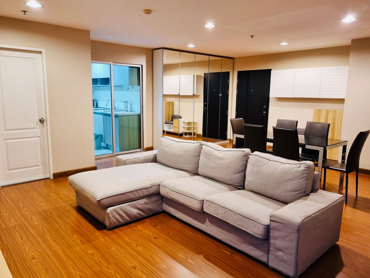 ให้เช่าคอนโดพระราม 9 เพชรบุรีตัดใหม่ RCA : 3-bedroom condo at Belle Grand Rama 9
