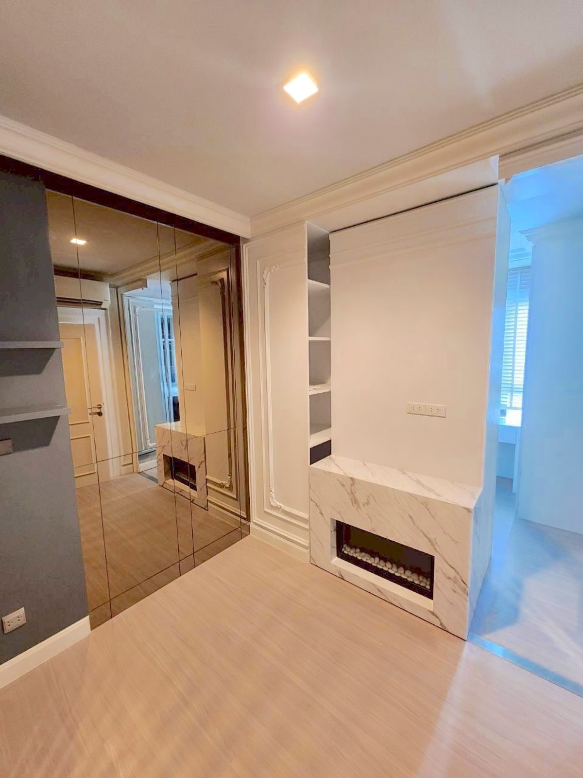 ขายคอนโดพระราม 9 เพชรบุรีตัดใหม่ RCA :  🔥 ด่วน 🔥 ถูกมาก แต่งสวย ตรงปก พร้อมปิดดิว พร้อมจบ ต่อลองได้เลย 