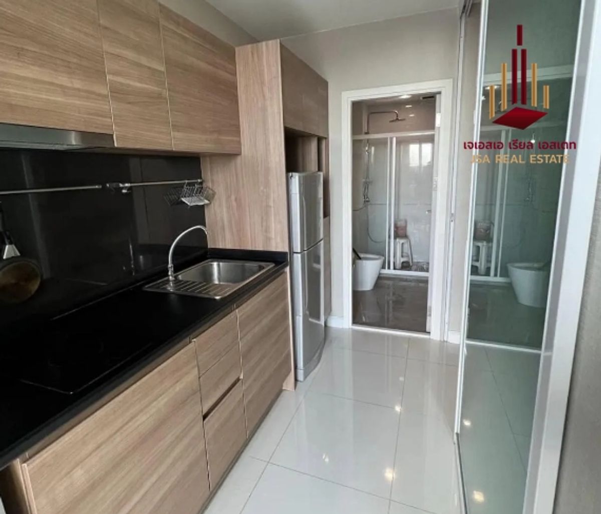 For RentCondoSamut Prakan,Samrong : ✨ For Rent: The Metropolis Samrong Interchange Condo ✨ 💰 ONLY 13,000 THB/Month