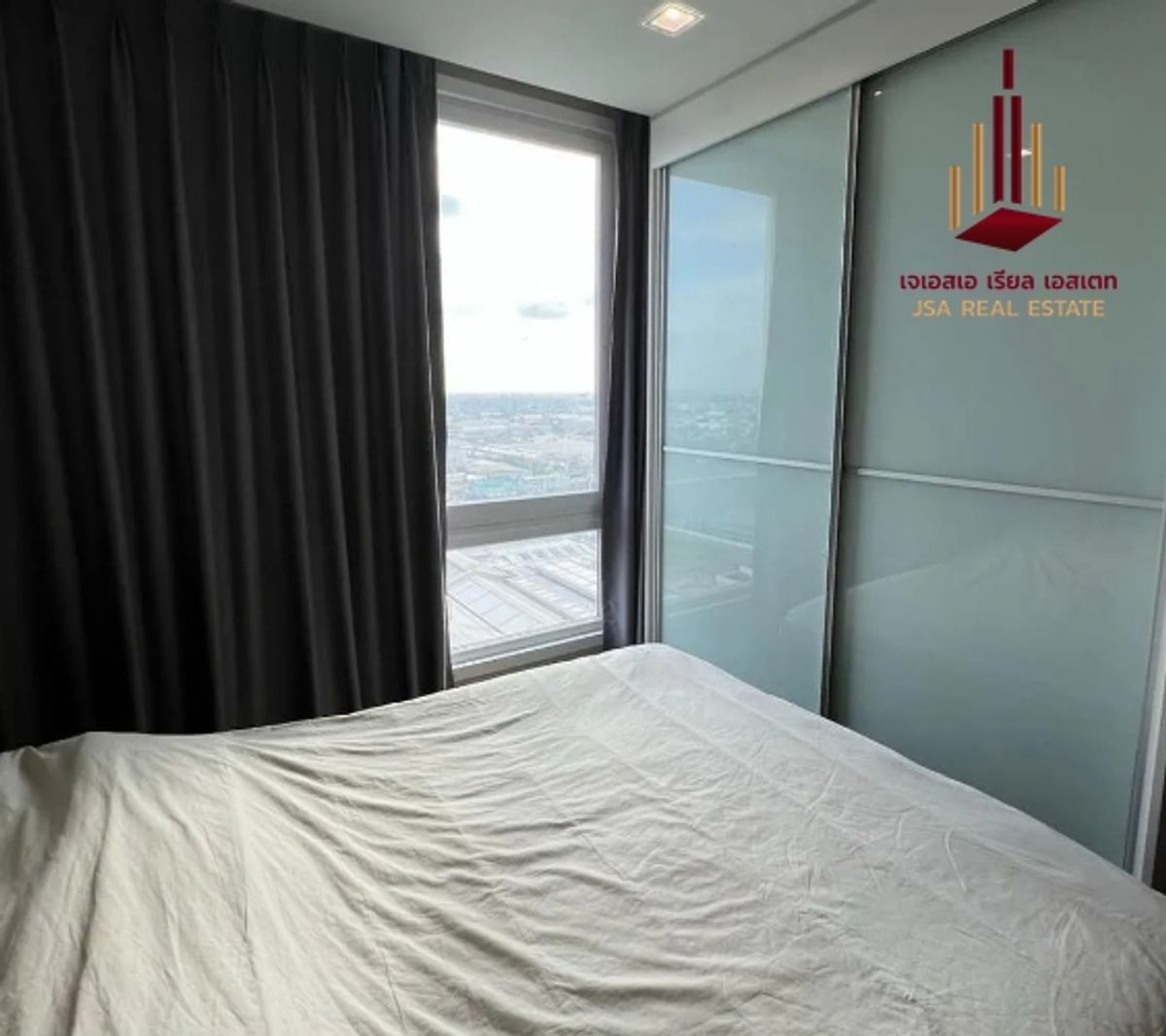 For RentCondoSamut Prakan,Samrong : ✨ For Rent: The Metropolis Samrong Interchange Condo ✨ 💰 ONLY 13,000 THB/Month