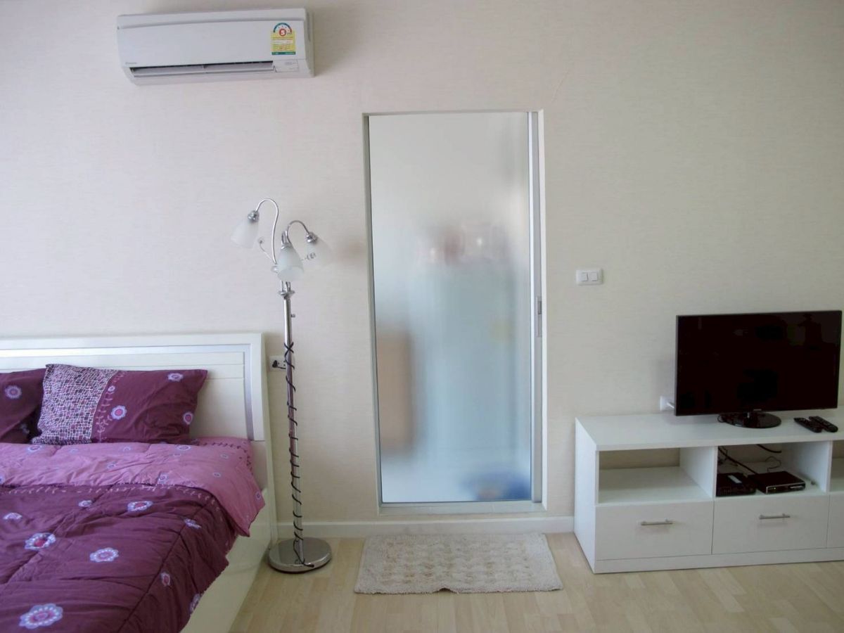 For RentCondoSeri Thai, Ramkhamhaeng Nida : ✅ DDR126 ✅ Line : @p2nproperty