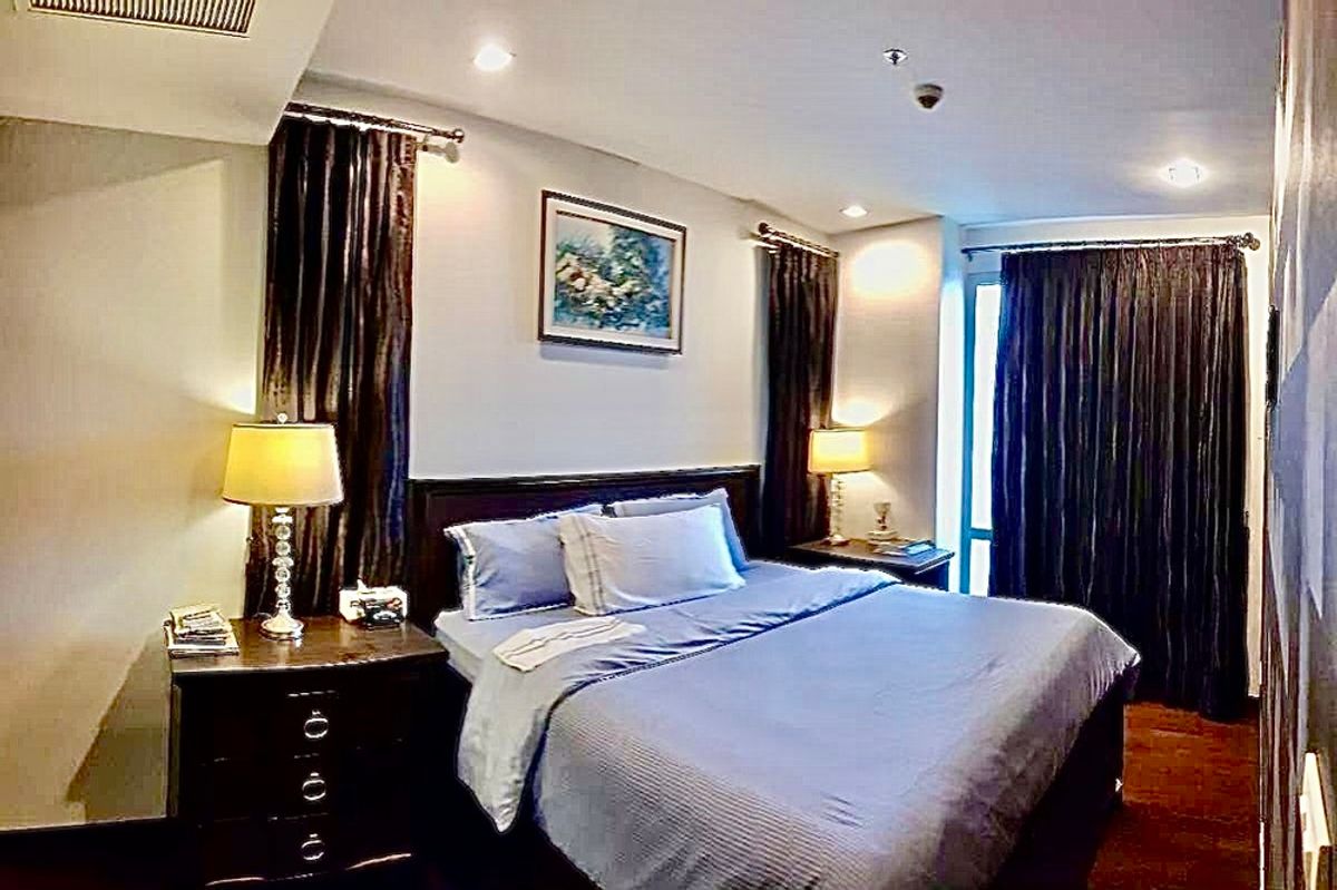For SaleCondoSukhumvit, Asoke, Thonglor : 🔥 Sale with tenant, South Facing, Pet Friendly !!🔥 Code C20221206830..........Ashton Morph 38, 1 bedroom, 1 bathroom, furnished, Special Deal!!📣📣