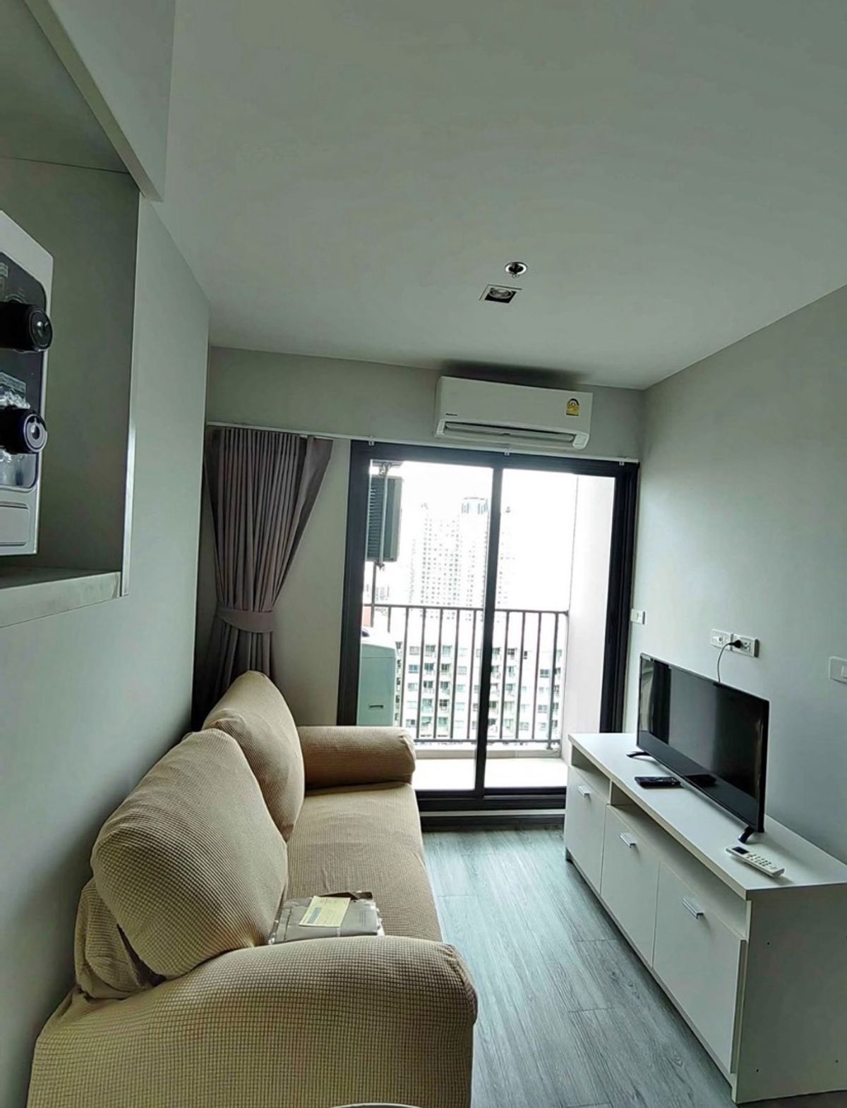 ให้เช่าคอนโดพัฒนาการ ศรีนครินทร์ : Rich park @ Triple station 1 bedroom  1bathroom 🏙️🤍 Fully furnished 29sqm 30th