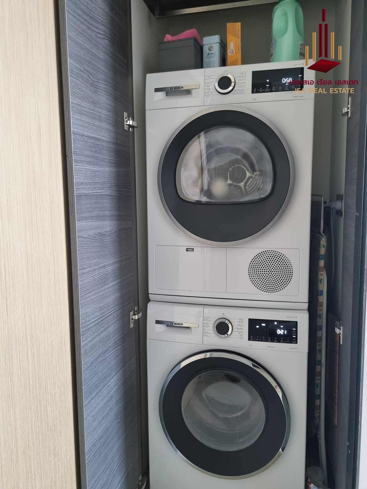 For SaleCondoSukhumvit, Asoke, Thonglor : ✨ For Sale: The Esses Asoke Condo ✨ 💰 ONLY 10,800,000 THB