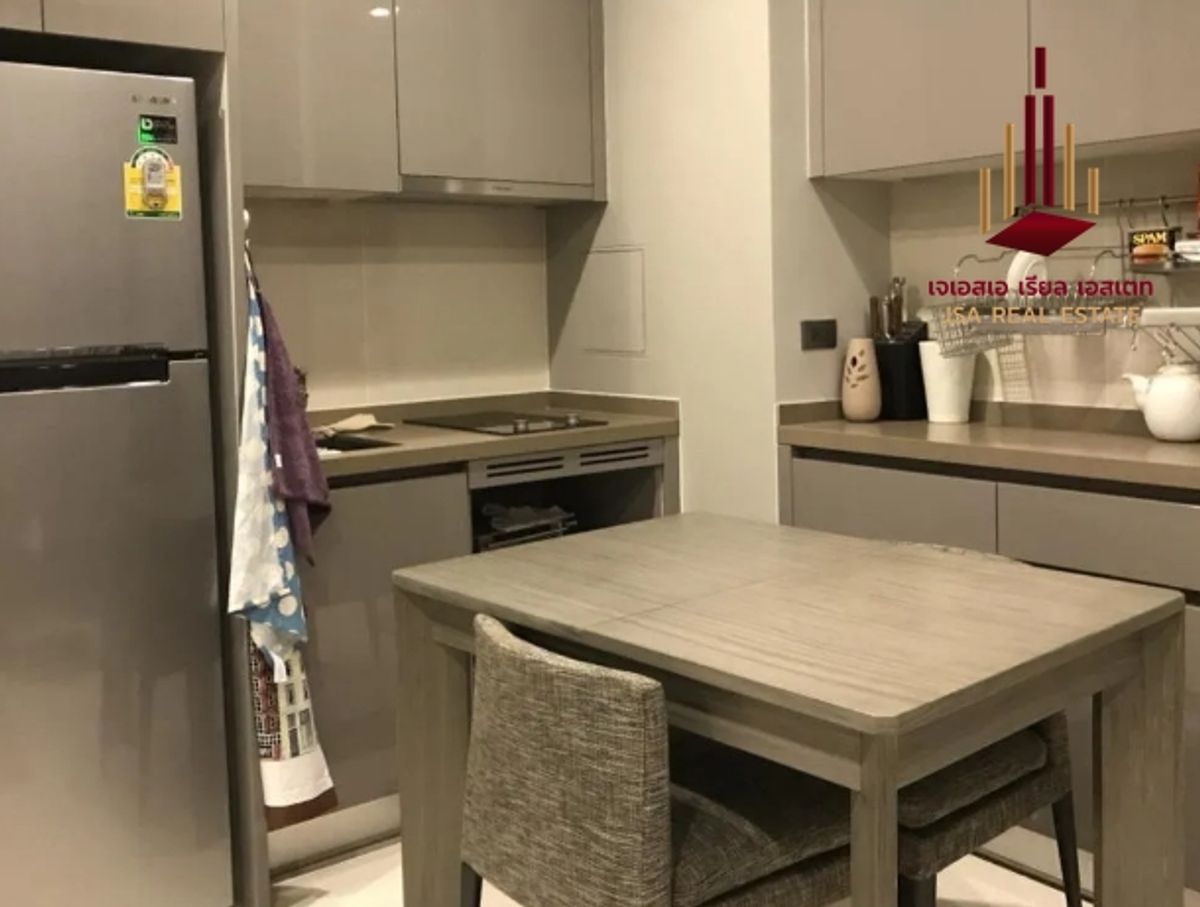 For SaleCondoSilom, Saladaeng, Bangrak : ✨ For Sale: M Silom Condo ✨ 💰 ONLY 9,000,000 THB