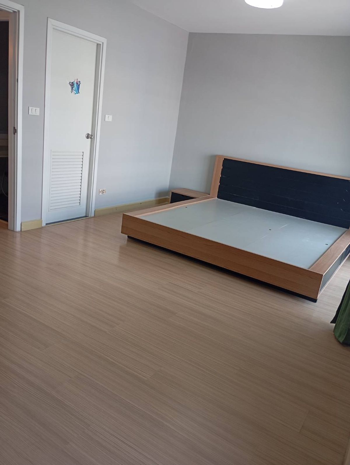 For RentTownhomeLadkrabang, Suwannaphum Airport : P-2558 Urgent rent! The Connect On Nut 1 is ready to travel conveniently.