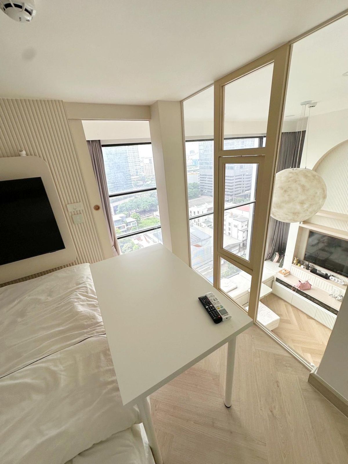 For RentCondoKasetsart, Ratchayothin : For rent: KnightsBridge Space Ratchayothin, 1 bedroom, 50 sq m., cozy style, ready to move in.