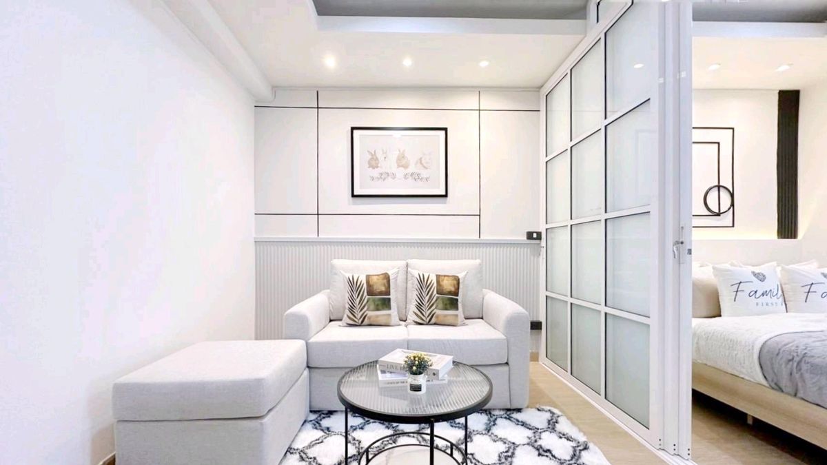 ขายคอนโดรัชดา ห้วยขวาง : 🎯 ผ่อนถูกกว่าเช่าหอ! คอนโดกลางรัชดา  เริ่มต้นไม่กี่พันกับห้องพร้อมอยู่ วิวโล่ง อากาศดี อยู่สบายแบบส่วนตัว 🎯รีเจ้นท์ รัชดา ทาวเวอร์ (Regent Ratchada Tower)✨️