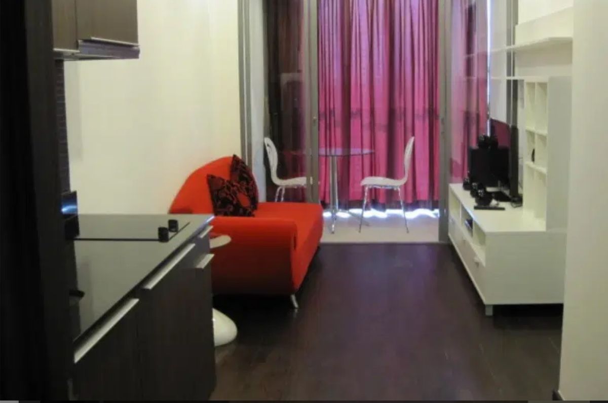 For RentCondoRatchathewi,Phayathai : Available for rent IDEO Q Phayathai IDO Q. Phayathai walking near BTS Phayathai 80 meters, 1 bedroom ready to move in.