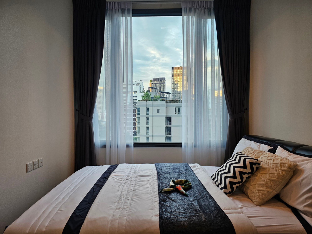 For RentCondoSukhumvit, Asoke, Thonglor : (For rent) 🟢Condo Edge Sukhumvit 23 I 1-BR, fully furnished + electrical appliances ㅡ near 🚆BTS Asoke / MRT Sukhumvit