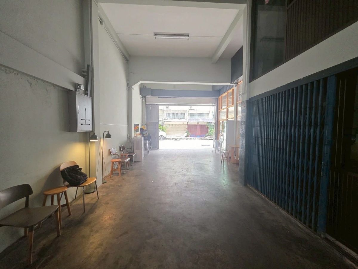 ให้เช่าโฮมออฟฟิศสาทร นราธิวาส : ให้เช่า โฮมออฟฟิศ ใกล้รถไฟฟ้าคลองเตย เชื่อมต่อ พระราม4 สาทร สีลม สุขุมวิท