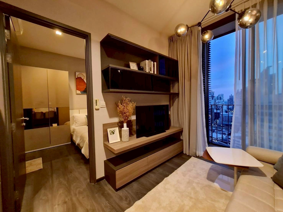 ให้เช่าคอนโดสุขุมวิท อโศก ทองหล่อ : (ปล่อยเช่า) 🟢คอนโด Edge สุขุมวิท 23 I 1-BR เฟอร์+เครื่องใช้ไฟฟ้าครบ ㅡ  ใกล้🚆BTS  อโศก / MRT สุขุมวิท