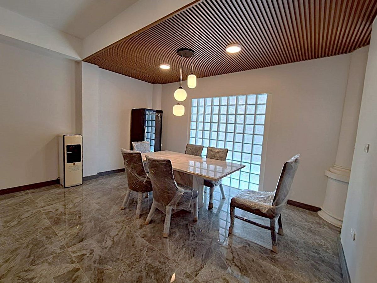 For RentTownhomeSukhumvit, Asoke, Thonglor : ⭐🌟 Luxury Townhouse for Rent in Thonglor – Brand New Condition ** NO CO-AGENT ** 