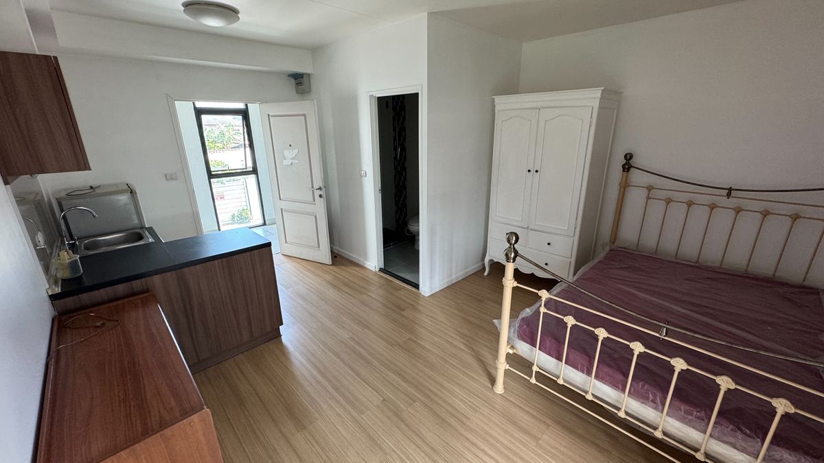 For RentCondoRatchadapisek, Huaikwang, Suttisan : 🎉 Urgent rent 624 Condo Late Ratchada 36 Building C, Floor 2, 24 sqm. 🎉 Line @bzproperty