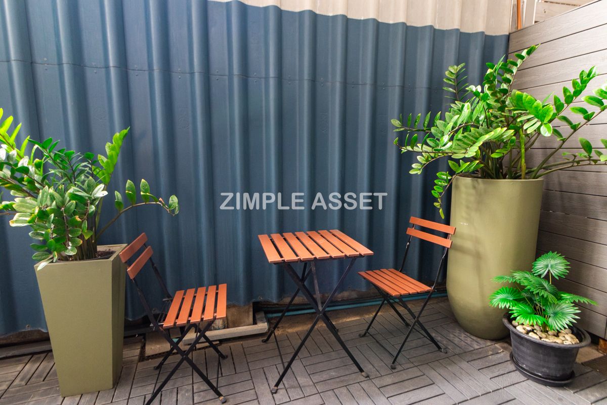 For RentSathorn, Narathiwat : Line ID: @zimple_asset Apartment on North Sathorn Road, Fully Furnished, ICONSIAM View, Quiet & Secure, near BTS Saphan Taksin, Short-term Lease Available.