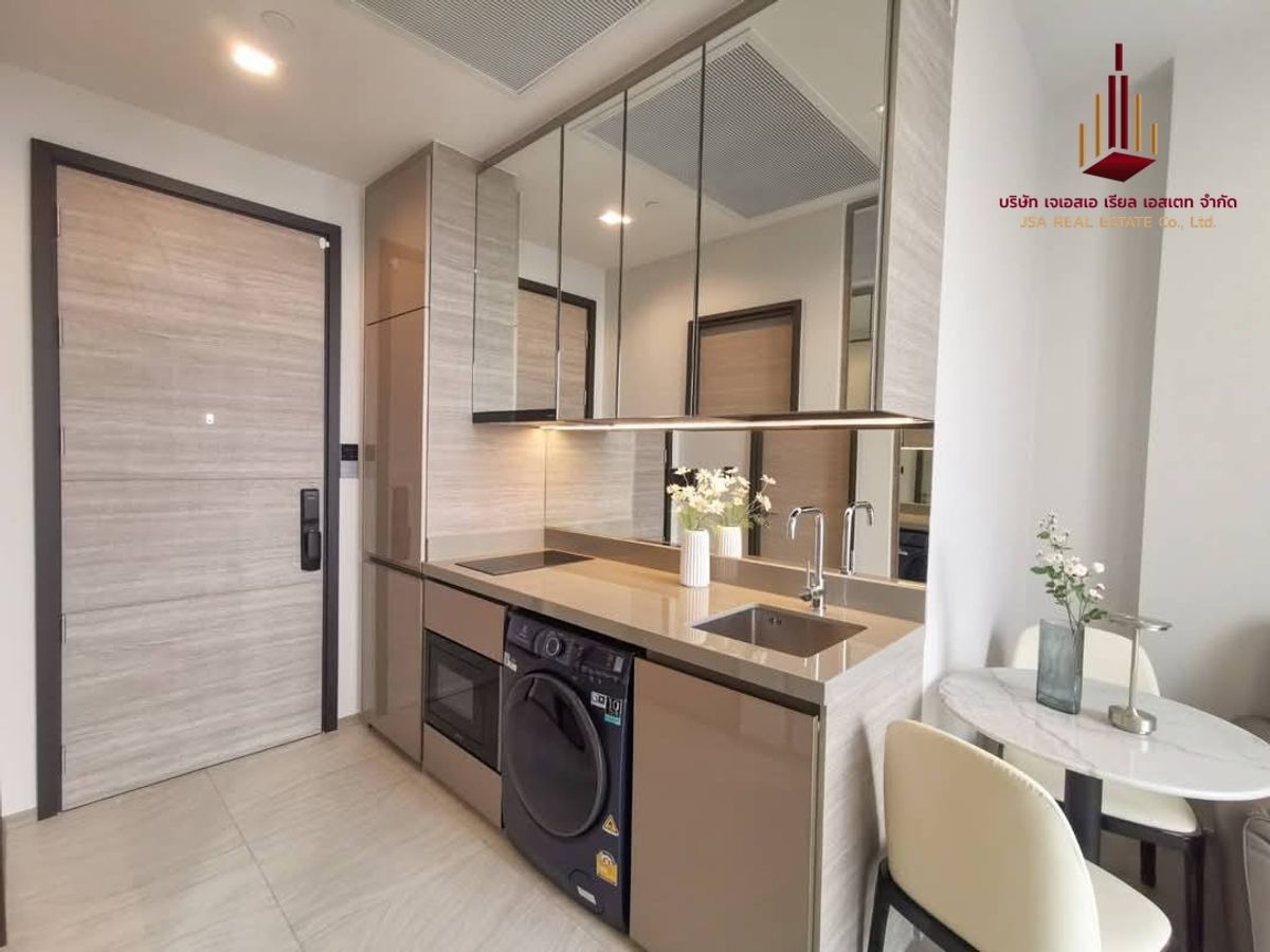 For RentCondoLadprao, Central Ladprao : ✨ For Rent: The Crest Park Residences Condo ✨ 💰 ONLY 32,500 THB/Month