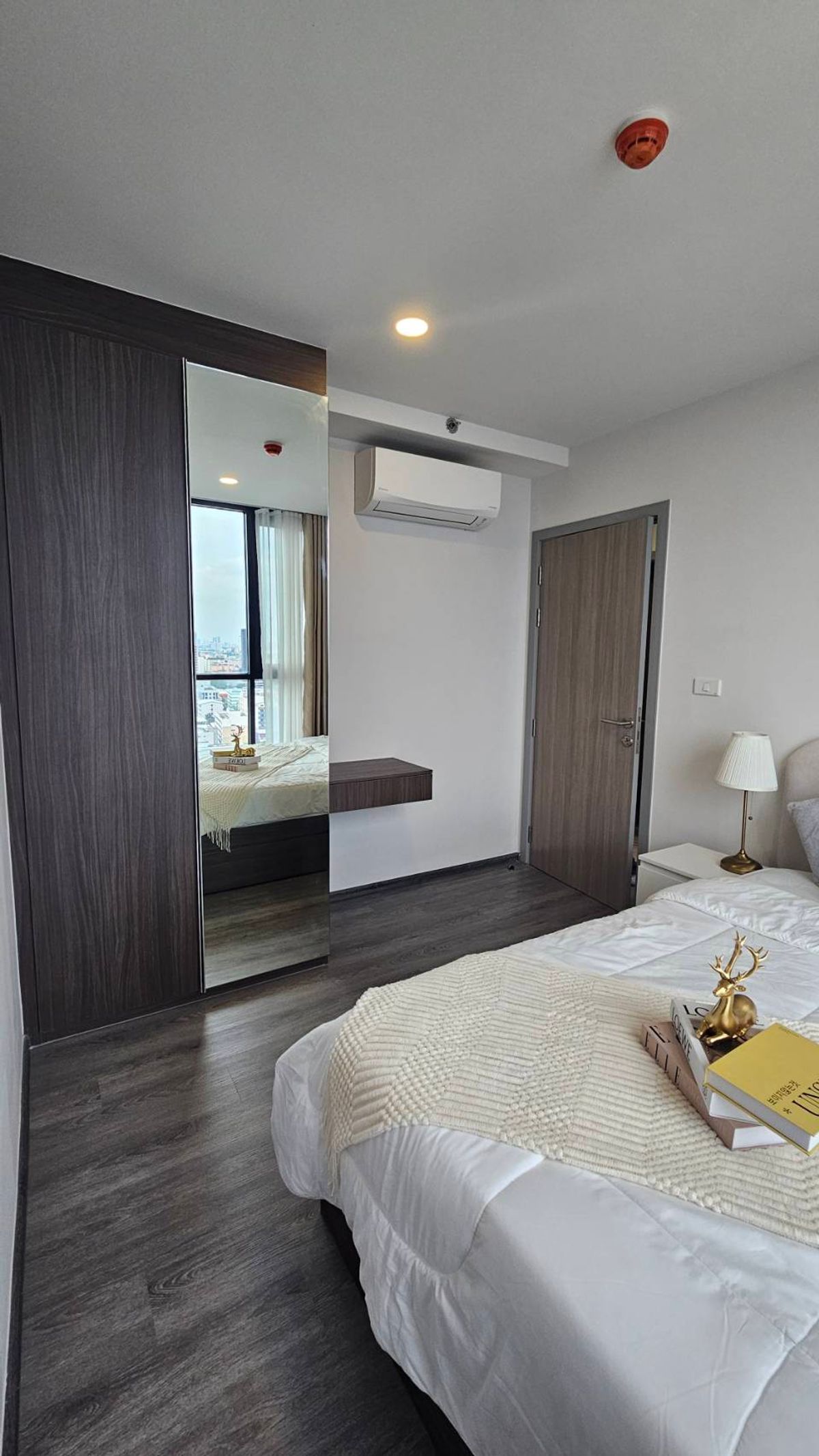 ให้เช่าคอนโดลาดพร้าว101 แฮปปี้แลนด์ : ให้เช่าคอนโด The Origin บางกะปิ ห้องสวย พร้อมเครื่องใช้ไฟฟ้าเฟอร์นิเจอร์ครบ