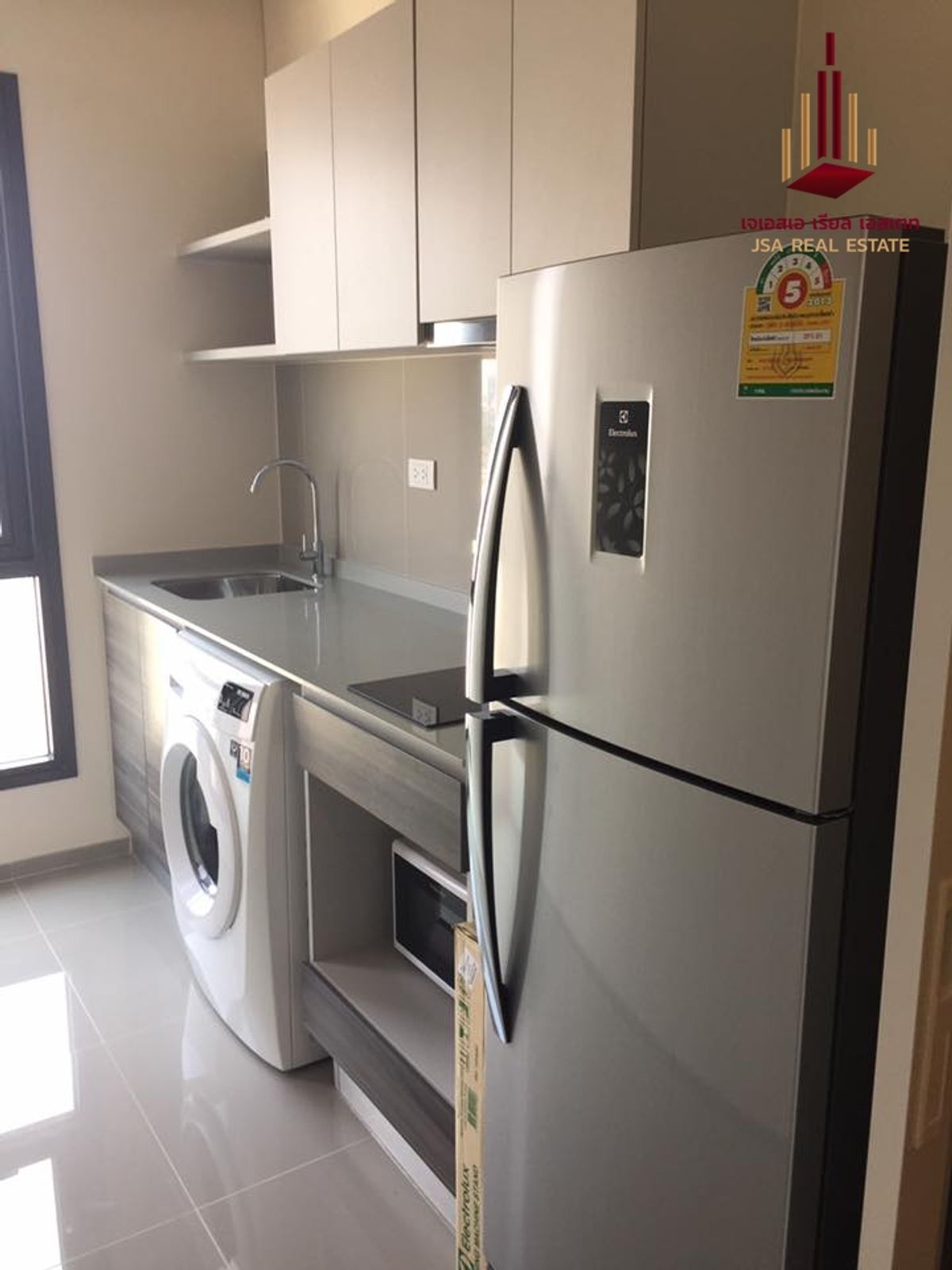 For RentCondoRatchadapisek, Huaikwang, Suttisan : ✨ For Rent: Centric Ratchada - Huaikwang Condo ✨ 💰 ONLY 15,000 THB/Month