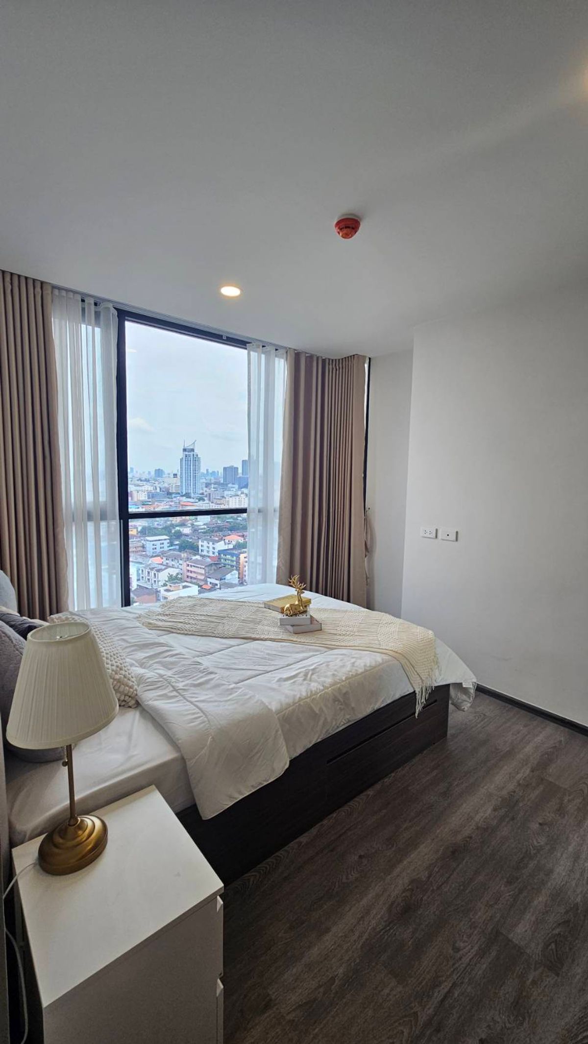 ให้เช่าคอนโดลาดพร้าว101 แฮปปี้แลนด์ : ให้เช่าคอนโด The Origin บางกะปิ ห้องสวย พร้อมเครื่องใช้ไฟฟ้าเฟอร์นิเจอร์ครบ