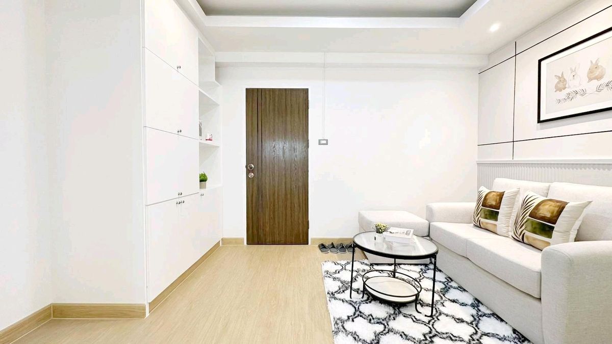 ขายคอนโดรัชดา ห้วยขวาง : 🎯 ผ่อนถูกกว่าเช่าหอ! คอนโดกลางรัชดา  เริ่มต้นไม่กี่พันกับห้องพร้อมอยู่ วิวโล่ง อากาศดี อยู่สบายแบบส่วนตัว 🎯รีเจ้นท์ รัชดา ทาวเวอร์ (Regent Ratchada Tower)✨️