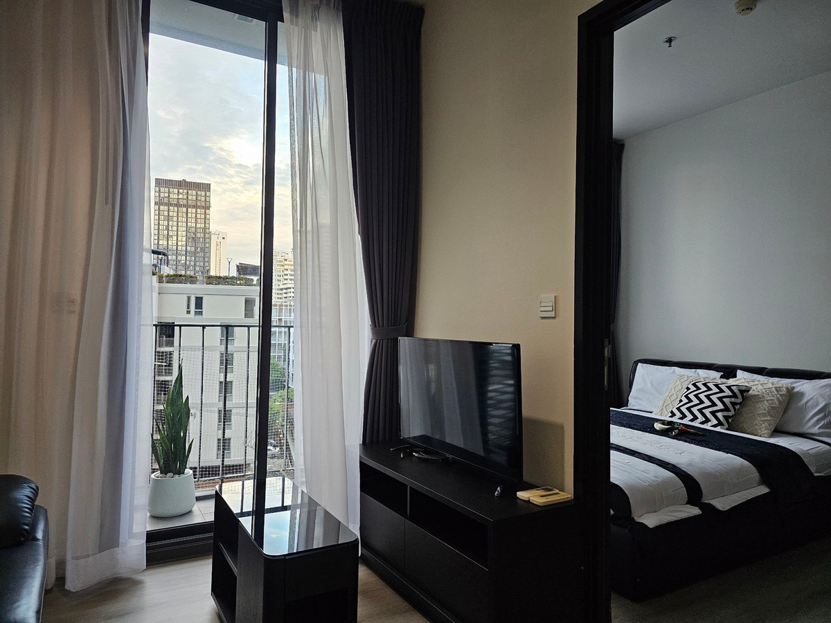 For RentCondoSukhumvit, Asoke, Thonglor : (For rent) 🟢Condo Edge Sukhumvit 23 I 1-BR, fully furnished + electrical appliances ㅡ near 🚆BTS Asoke / MRT Sukhumvit
