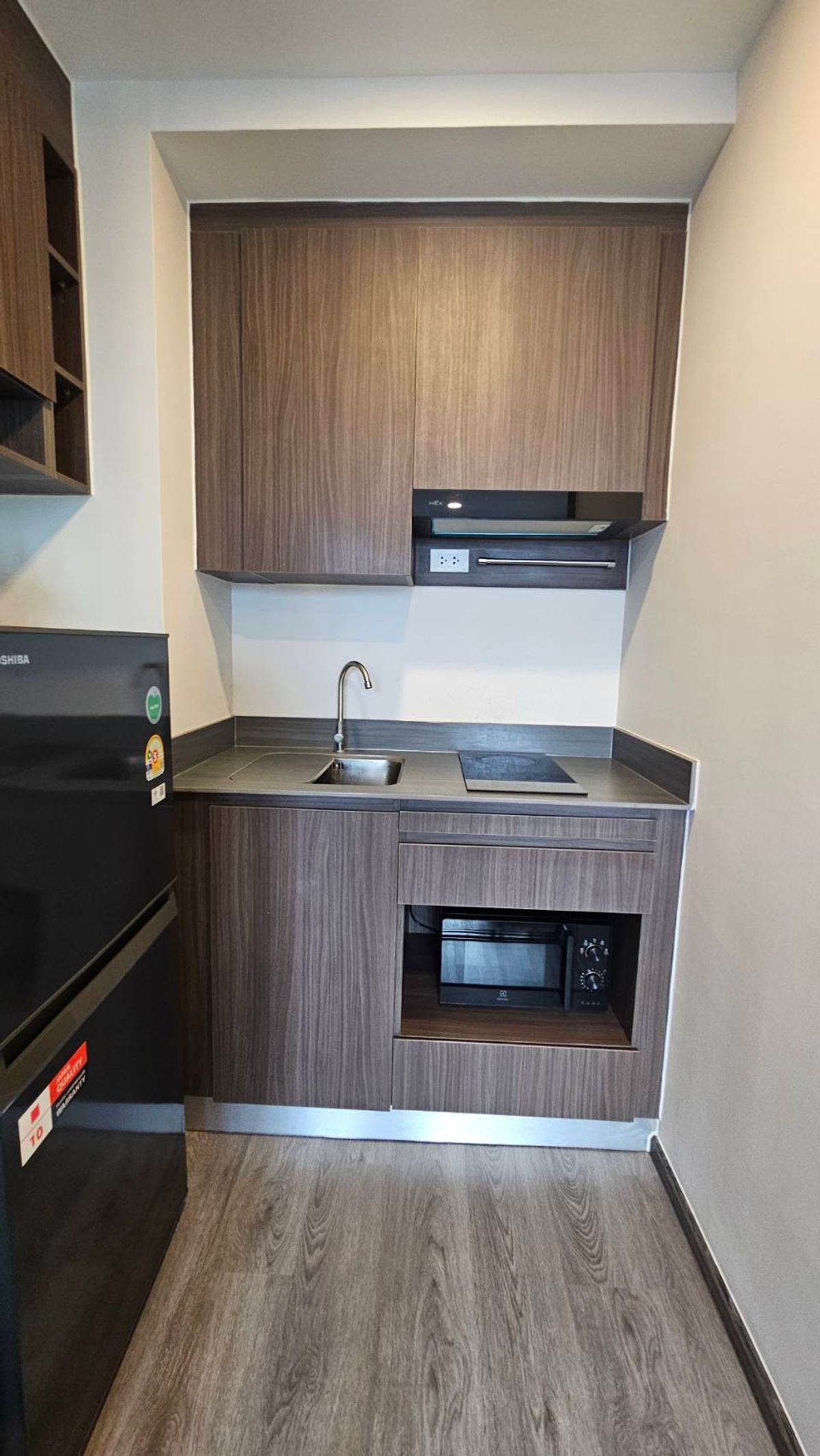 ให้เช่าคอนโดลาดพร้าว101 แฮปปี้แลนด์ : ให้เช่าคอนโด The Origin บางกะปิ ห้องสวย พร้อมเครื่องใช้ไฟฟ้าเฟอร์นิเจอร์ครบ