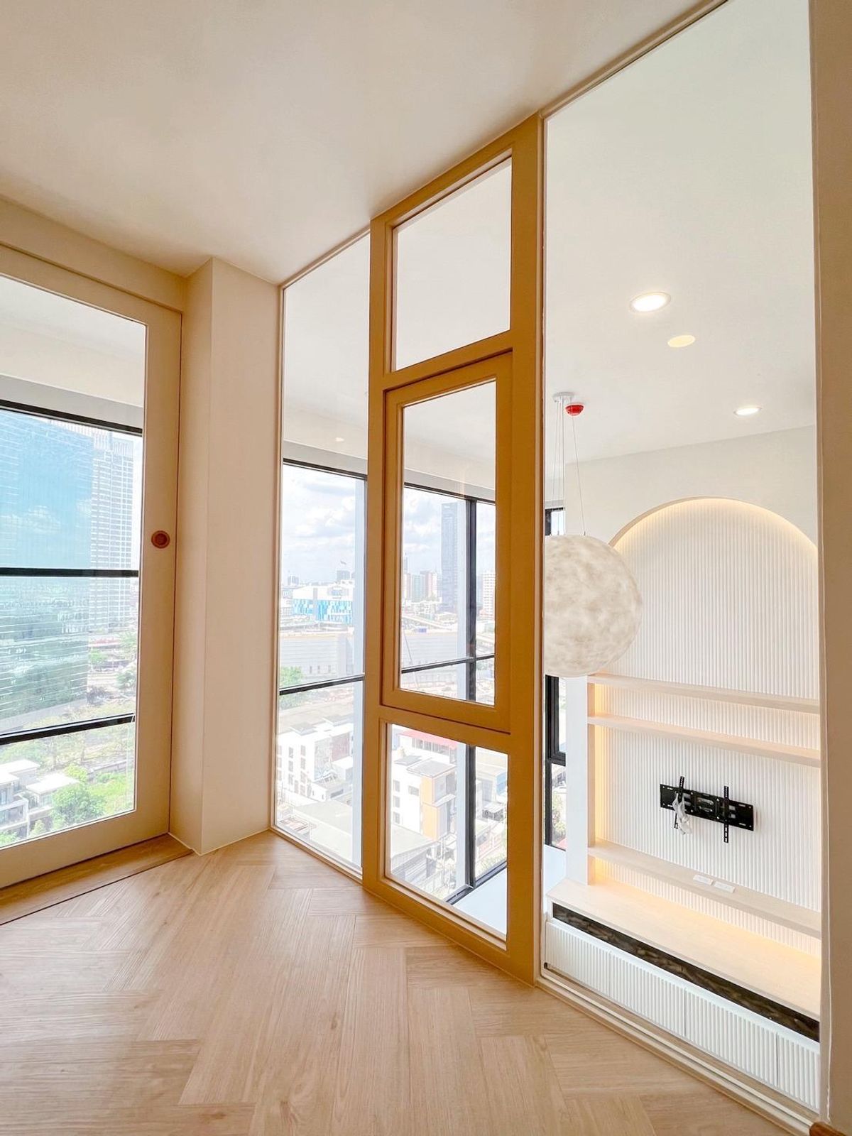 For SaleCondoKasetsart, Ratchayothin : For sale: KnightsBridge Space Ratchayothin, 1 bedroom, 50 sq m., cozily renovated.
