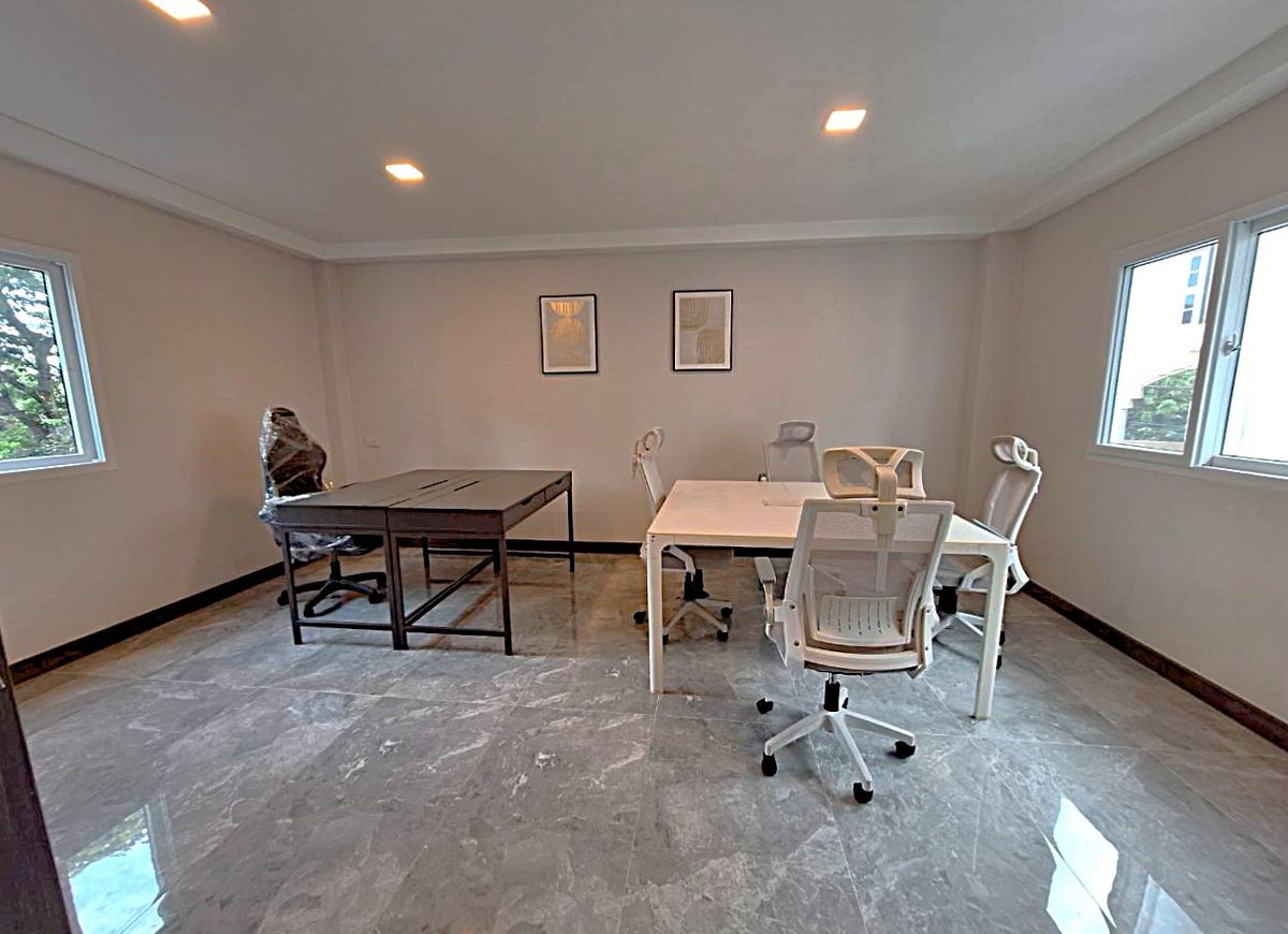 For RentTownhomeSukhumvit, Asoke, Thonglor : ⭐🌟 Luxury Townhouse for Rent in Thonglor – Brand New Condition ** NO CO-AGENT ** 